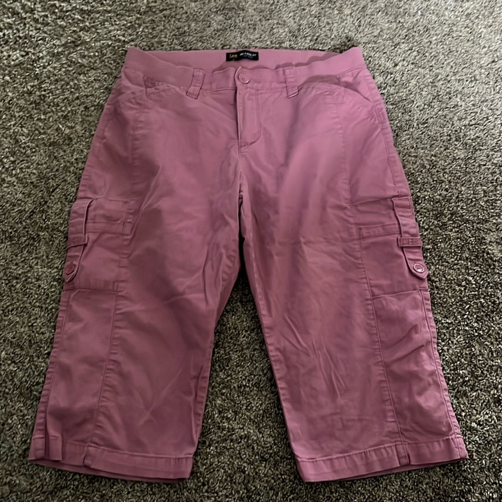 Lee relaxed fit mid rise capris